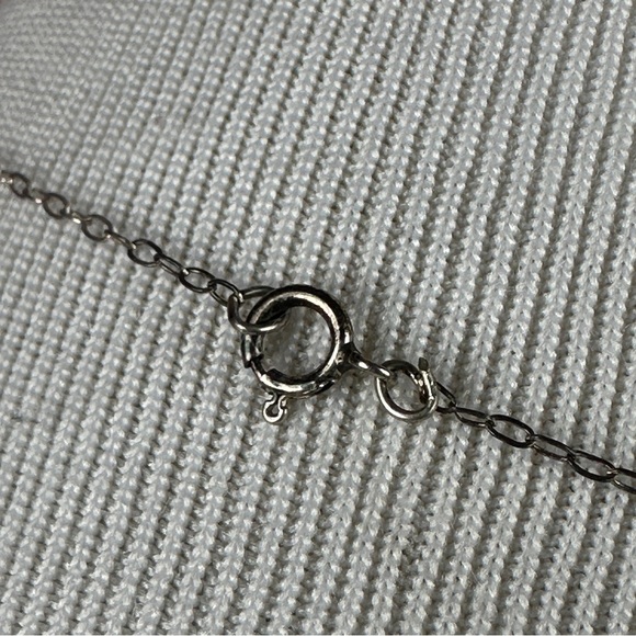 Vintage Native American sterling silver pendant with turquoise stone oval - Picture 6 of 7